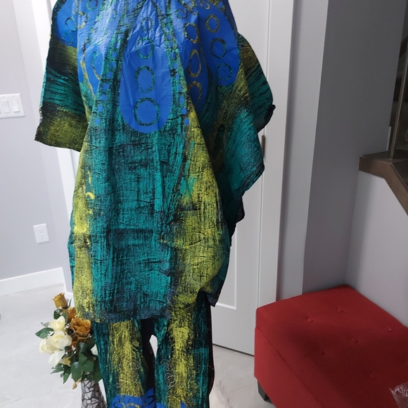 African adire silk caftan,Adire top and leggings - Picture 12 of 17
